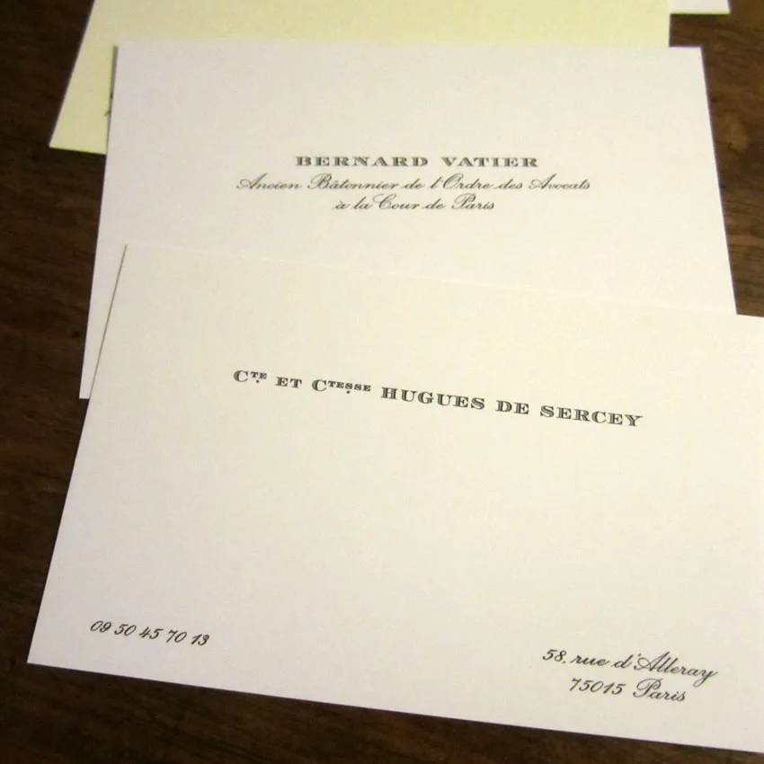 Cartes de visite gravées et enveloppes crème